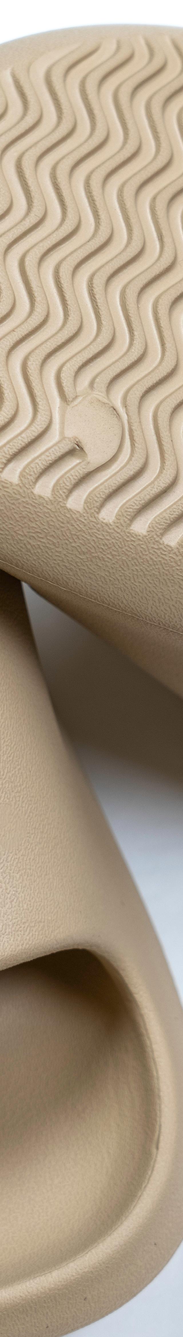 Frontier Recovery Sliders in Beige, Black, and White